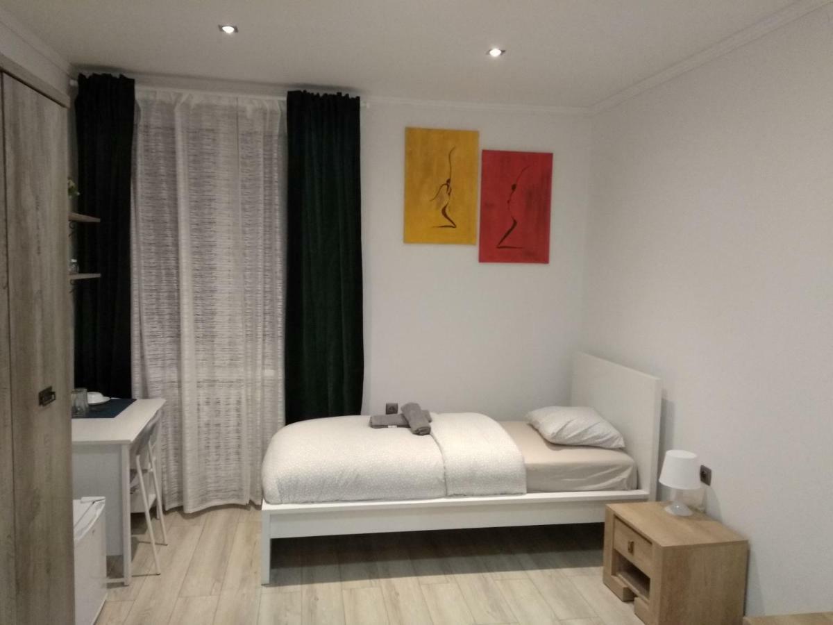 Modern&Cozy Rooms Poznan Ngoại thất bức ảnh